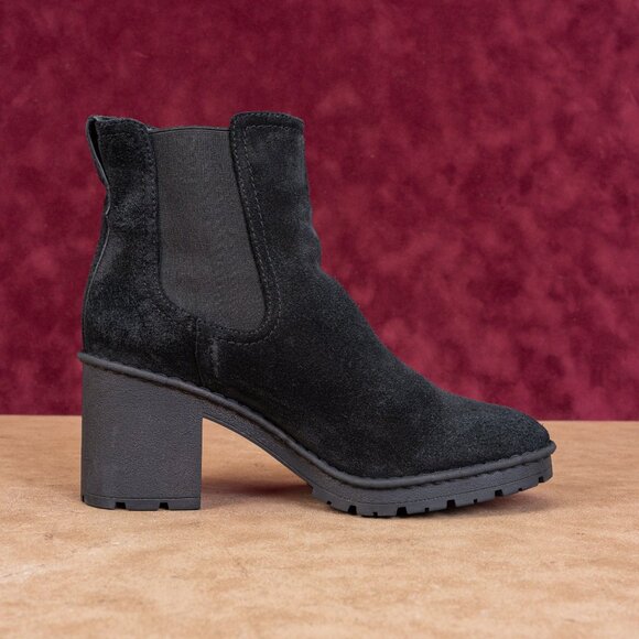 Vince Women Henderson Waterproof Chelsea Black Suede Ankle Boots sz 8US EUR 39 - Picture 9 of 9